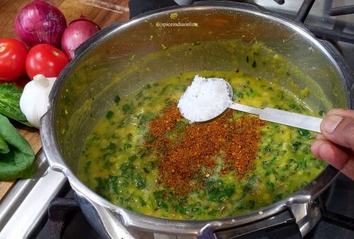 Spinach dal