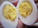 HOW TO MAKE PERFECT HARD BOILED EGGS